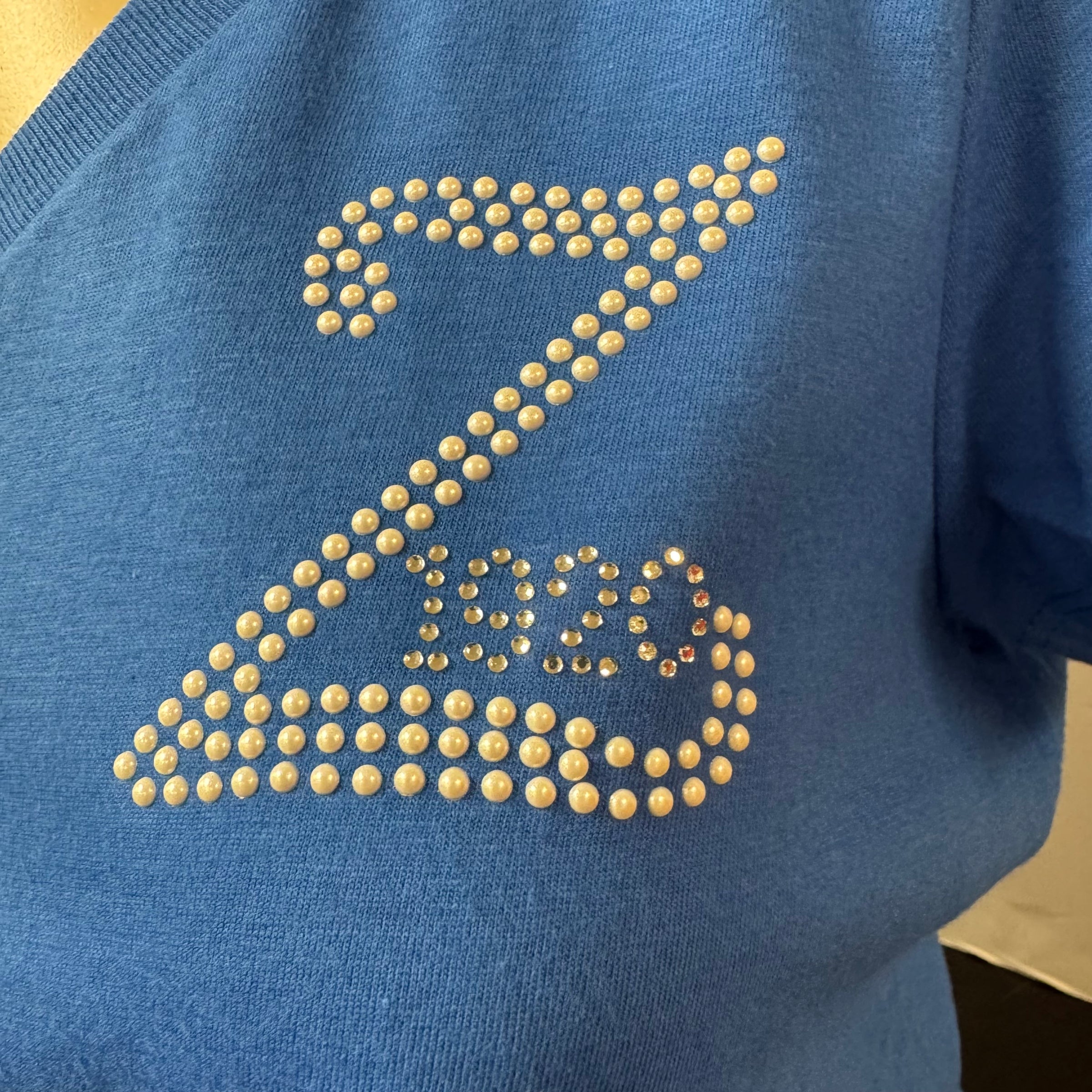 Zeta Pearl Z V-neck