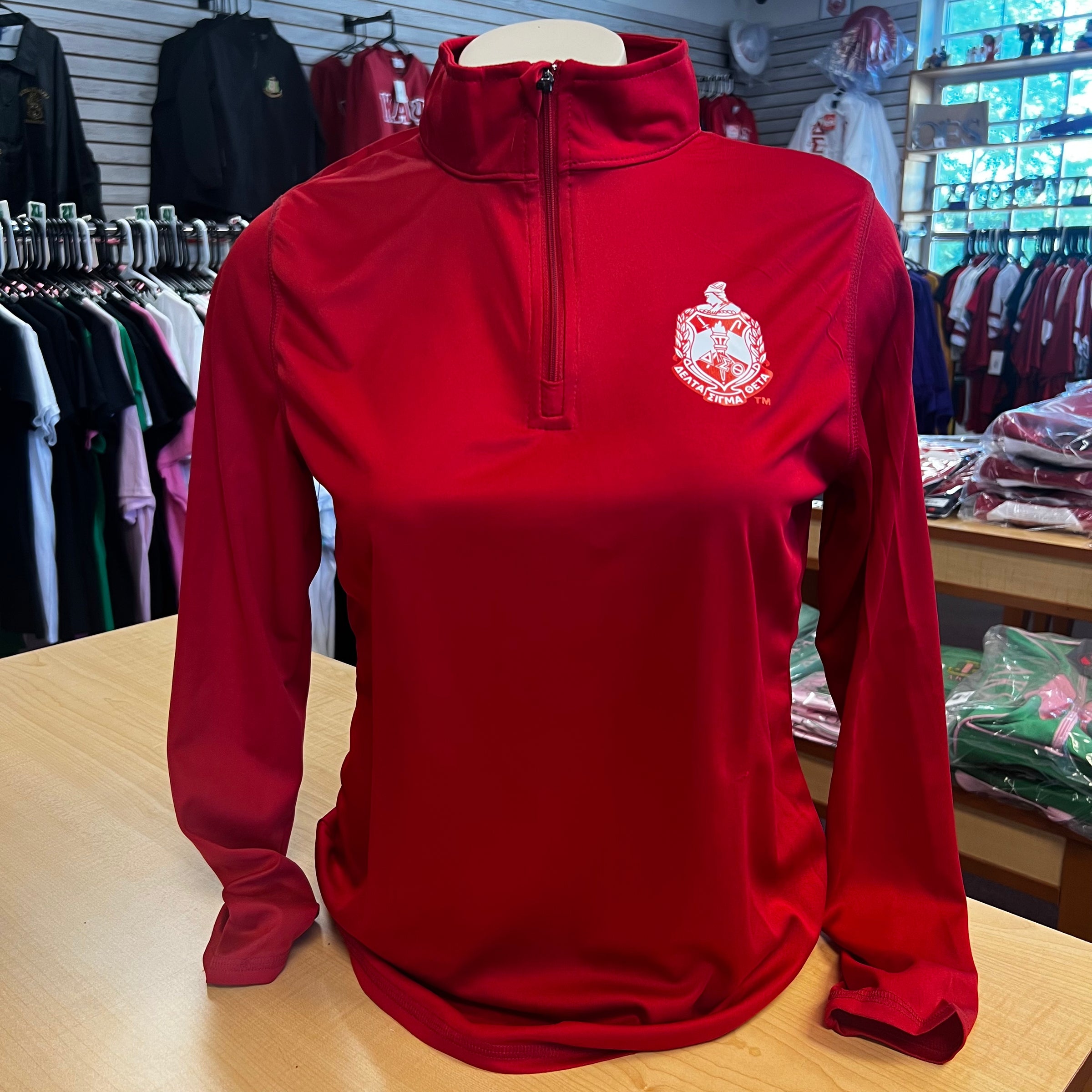 Delta Zip Pullover
