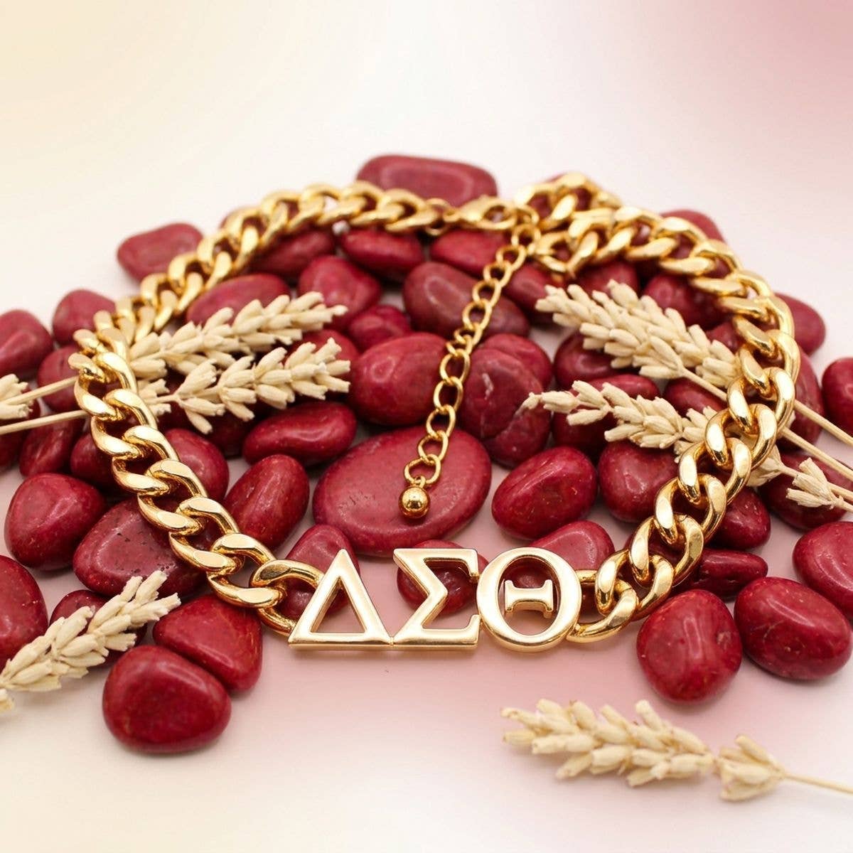 Delta Gold Chain Greek Letter Necklace