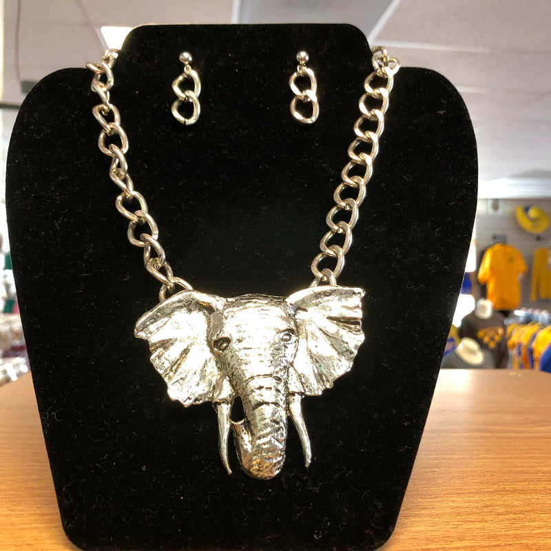 Delta Elephant Necklace with link earrings