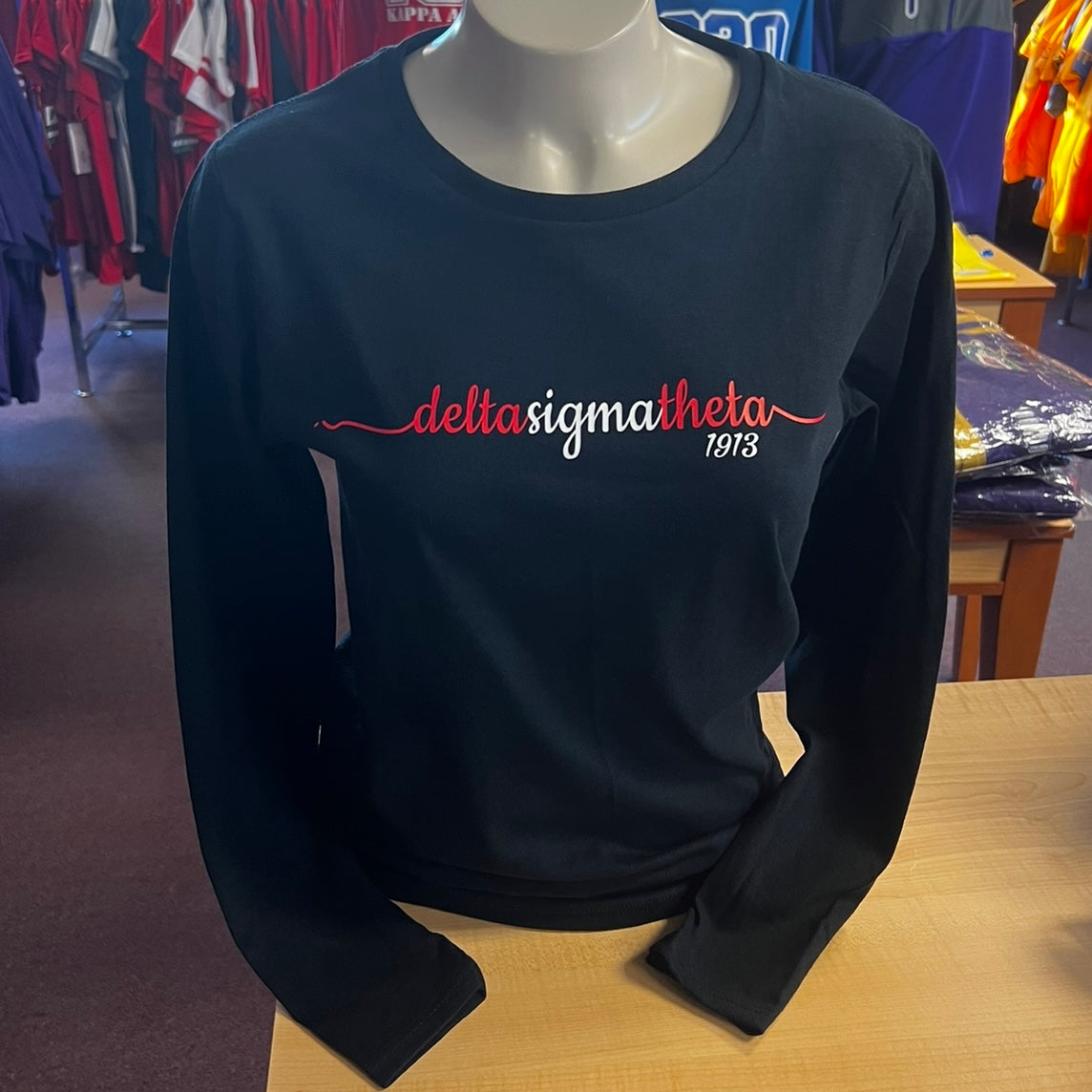 Delta Script L/S T-shirt